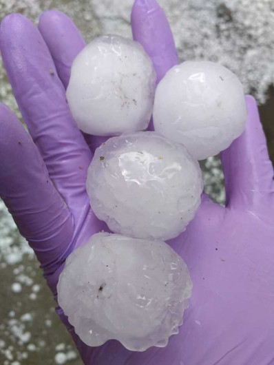 Impactantes imágenes del granizo en Rumania