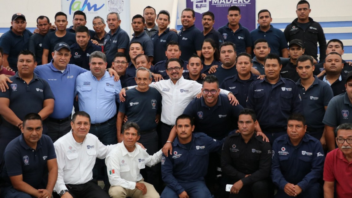 Gobierno de Ciudad Madero reconoce acciones de heroísmo y compromiso de los Bomberos