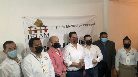 Recibe Humberto Prieto constancia como diputado local electo