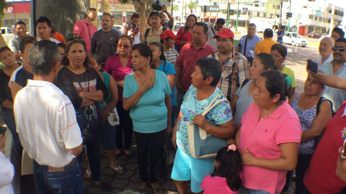 Solicitan comerciantes de playa 500 permisos para Semana Santa 