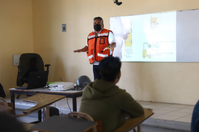 Aprenden en programa municipal para la capacitación industrial 