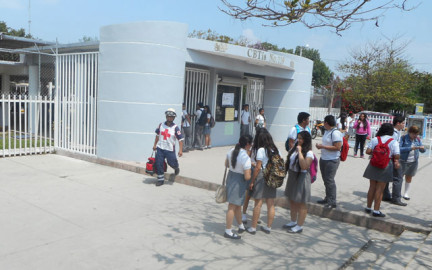 Reportan probable incendio en CBTis 119