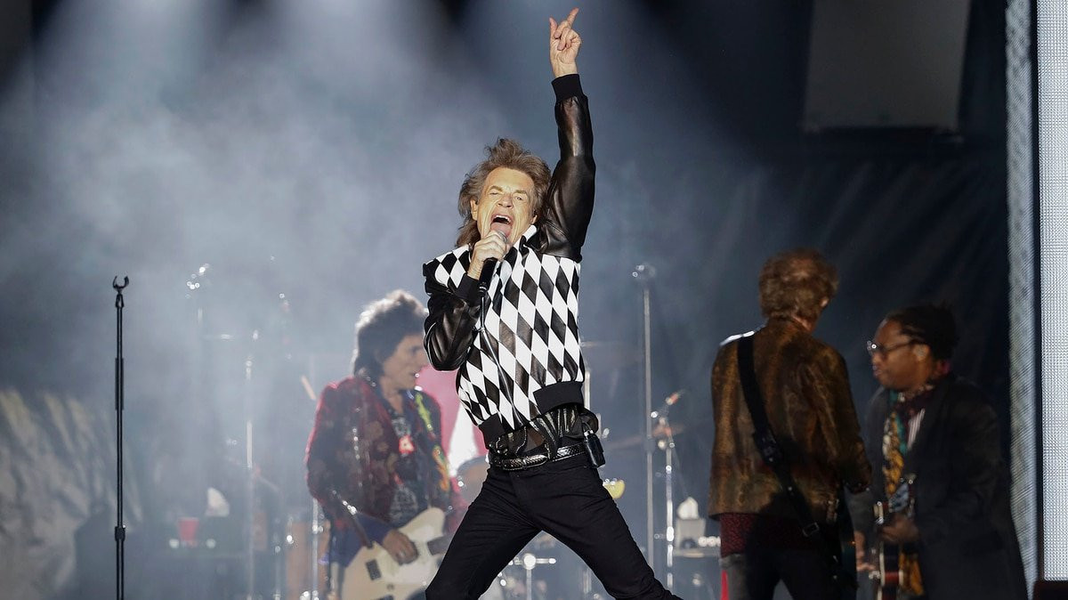Mick Jagger volvió a cantar tras la operación de corazón