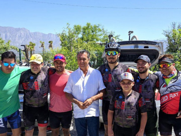 En Facebook publicará “El Bronco” su declaración patrimonial