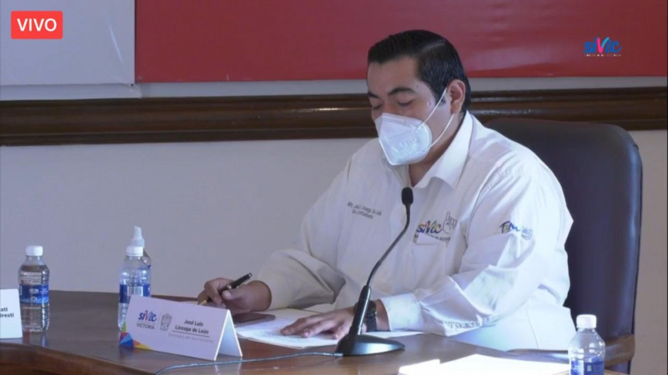 Aprueban licencia de Xico, queda Edgar Valdés como interino hasta que Congreso decida