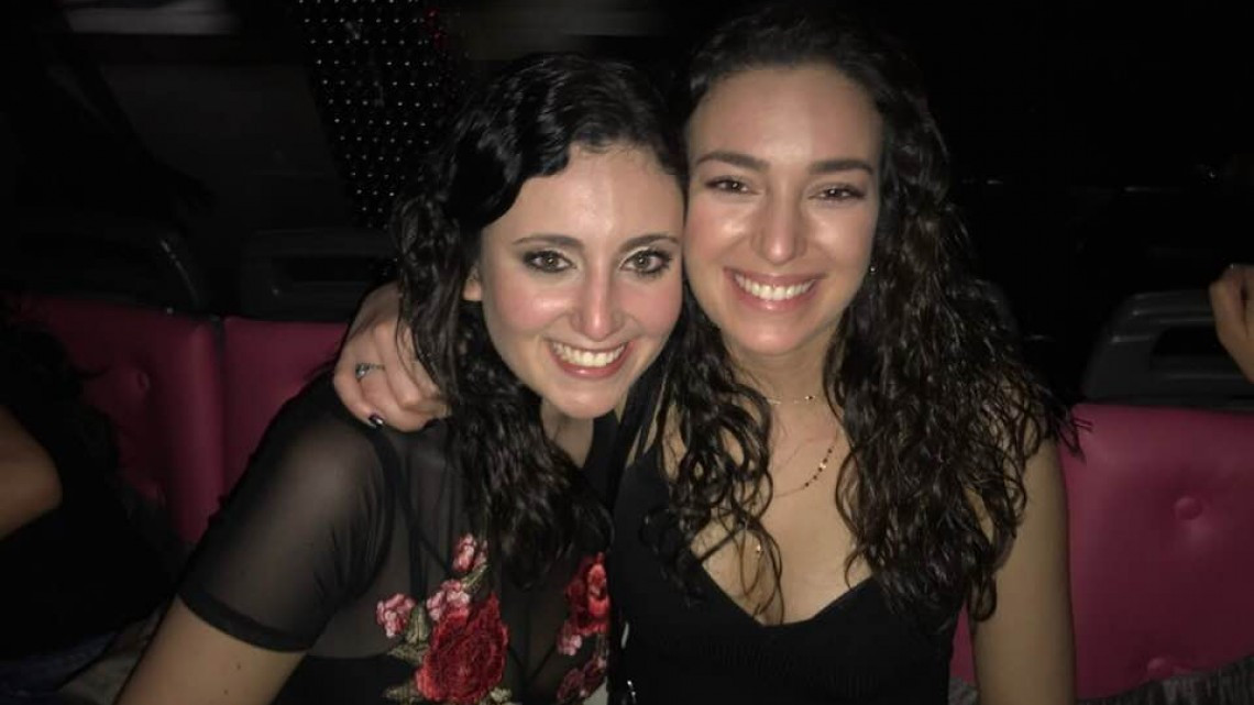 Chica confunde coche con Uber, se subió y la asesinaron