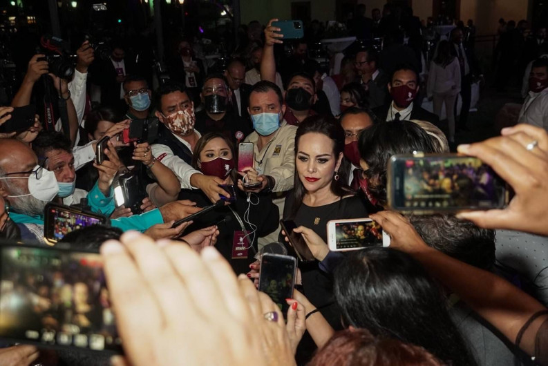 Se acabará la corrupción, juntos lograremos una nueva era