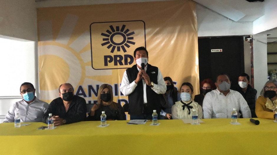 Presenta PRD registro de pre-candidatos ciudadanos