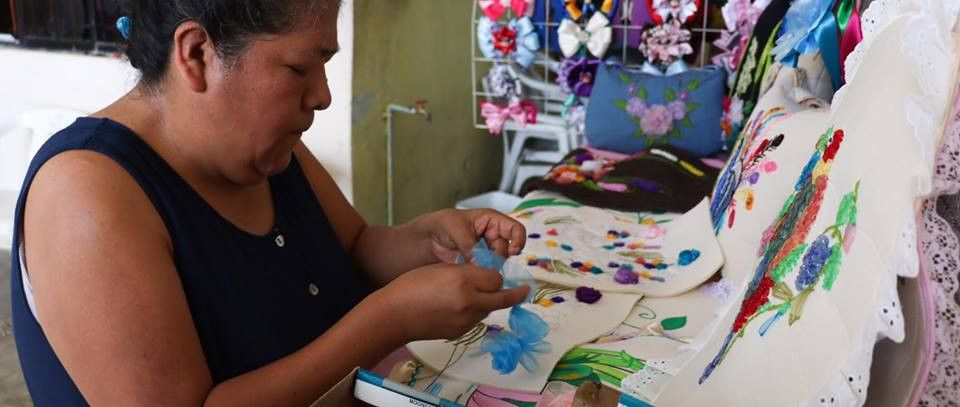 Ayuntamiento firme con apoyo a artesanos del municipio