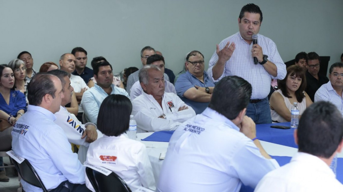 Respaldan constructores del norte a IGCV