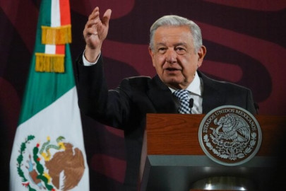AMLO critica a EU por informe de derechos humanos cuando destinan millones a la guerra