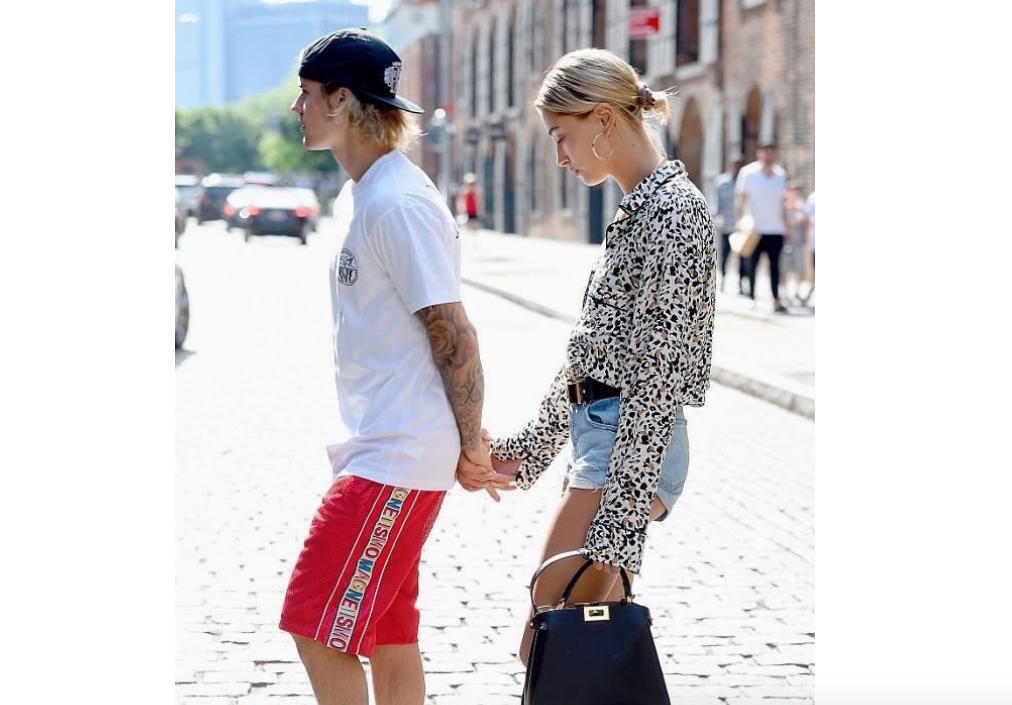 Captan a Justin Bieber y Hailey Baldwin besándose