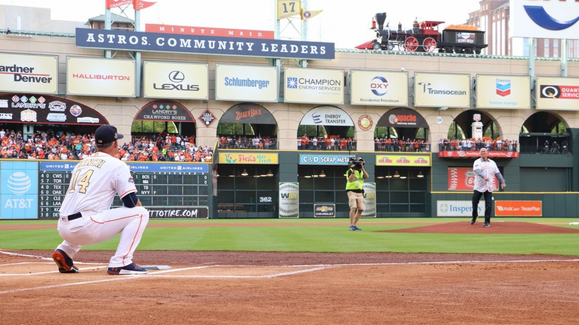 Astros arranca con victoria la defensa de su titulo