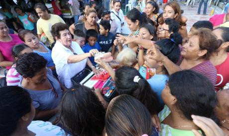 Ayuntamiento brinda apoyo a familias en este regreso a clases 