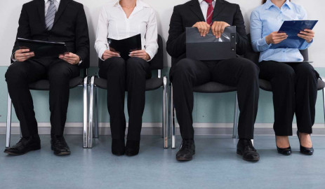 No más “sueldo competitivo”: Senadores proponen reforma para transparentar salarios en ofertas de empleo