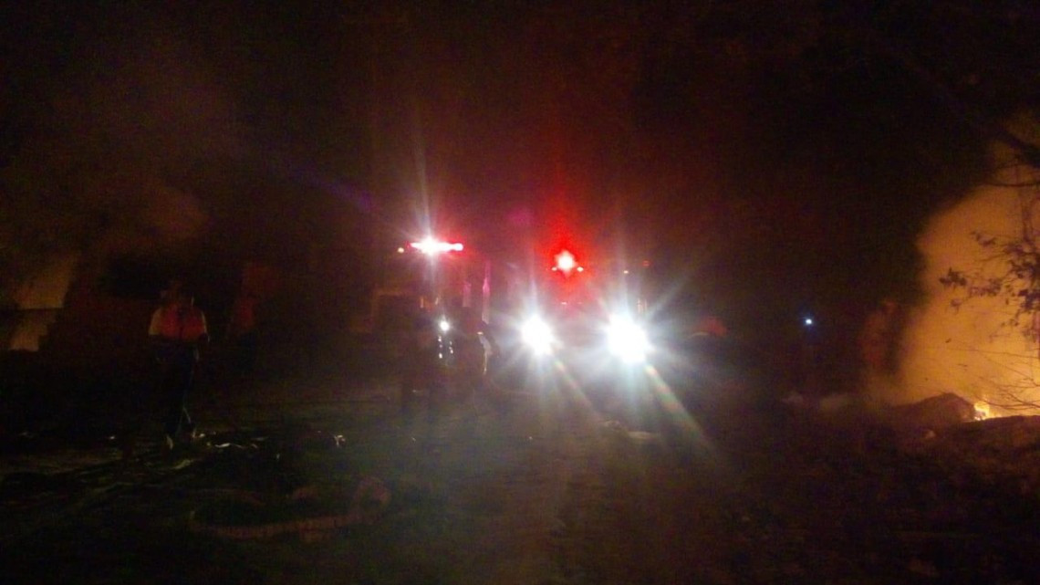 Arde bodega con materiales de desecho en Altamira