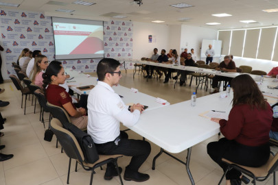 Sesiona Consejo Estatal de Nutrición