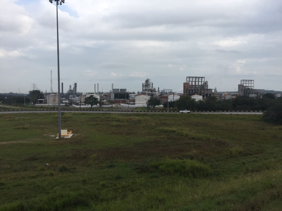 Detenidos proyectos de inversión por intereses políticos y económicos en EU