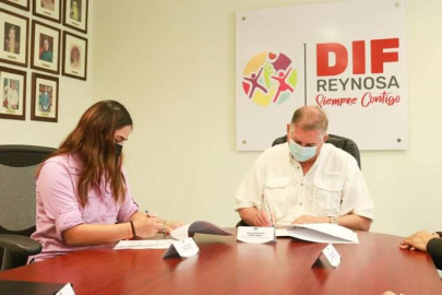 Firma DIF Reynosa convenio con el Hospital Christus Muguerza 