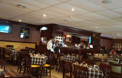 Vacaciones disminuyen consumo en restaurantes locales