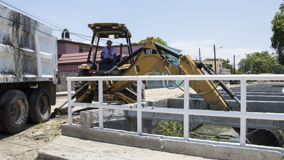 Cumple Alcalde con acciones concretas a las familias maderenses