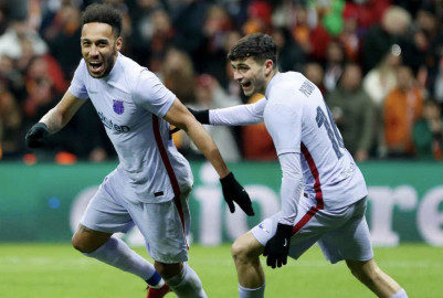 Barcelona hace lo suyo en Turquía y avanza a Cuartos de la UEL