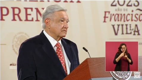 Exige AMLO liberación de Pedro Castillo y llama “presidenta espuria” a Boluarte