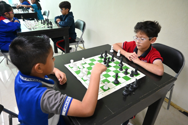 Continúan los Juegos Deportivos Escolares en el Polideportivo Reynosa