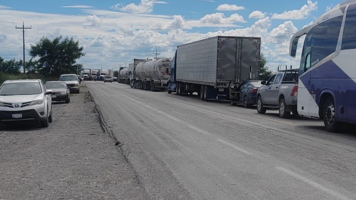 Gobierno de Tamaulipas mantiene diáologo con productores por bloqueo