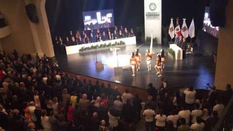 Chuchín rinde su primer informe de gobierno 