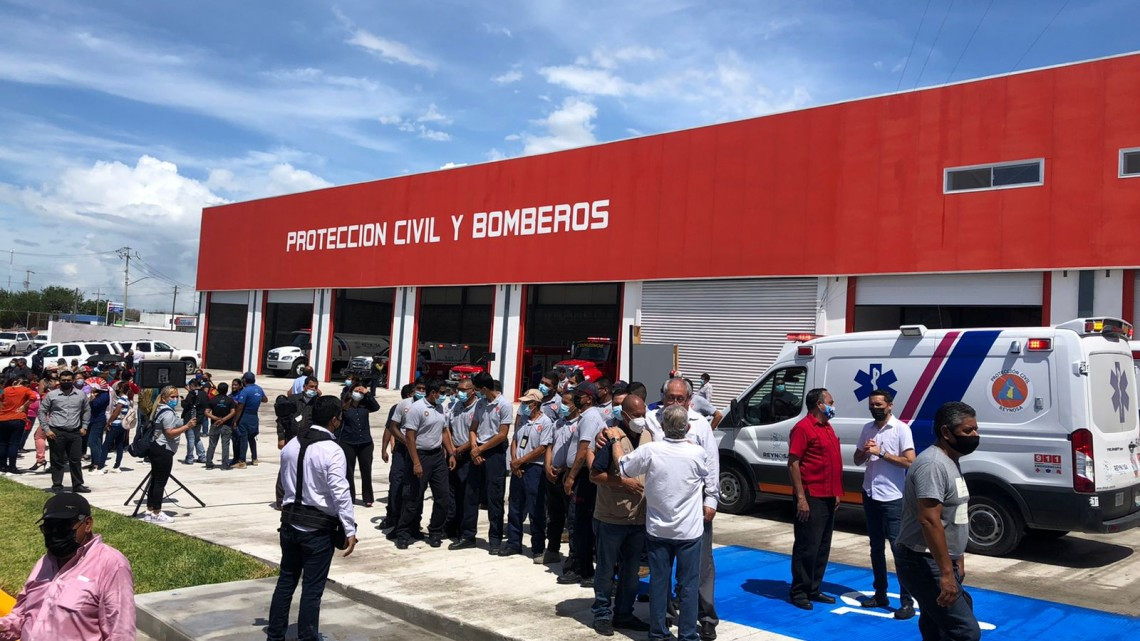 Inauguran nueva estación de bomberos