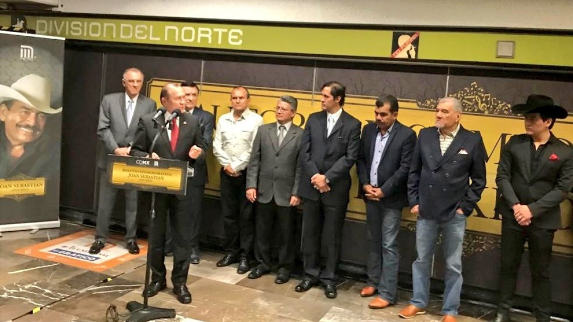 Joan Sebastian ya tiene su propio boleto del metro