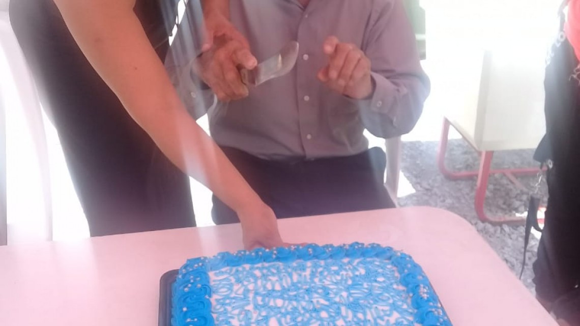 Construyen casa a Don Manuelito, adulto mayor con discapacidad