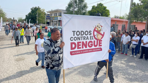 Pese no registrarse casos de dengue, intensifican jornada de fumigación