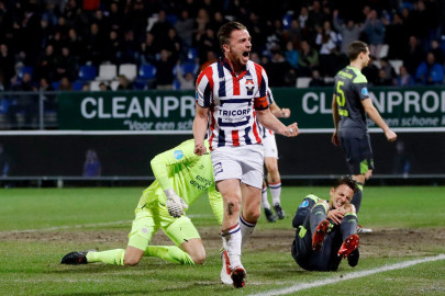 Willem II sorprende con goleada de 5-0 al PSV