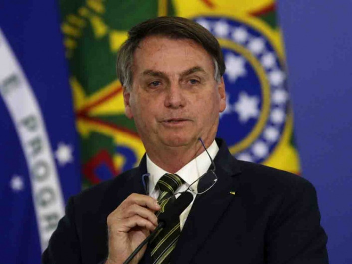 Bolsonaro asegura que OMS alienta a la homosexualidad