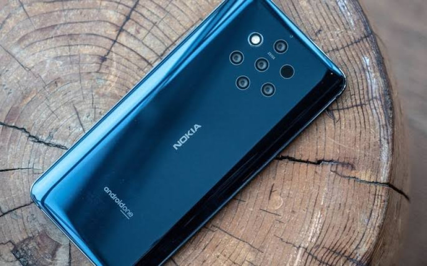 Nokia peligra ante cancelación de película de James Bond