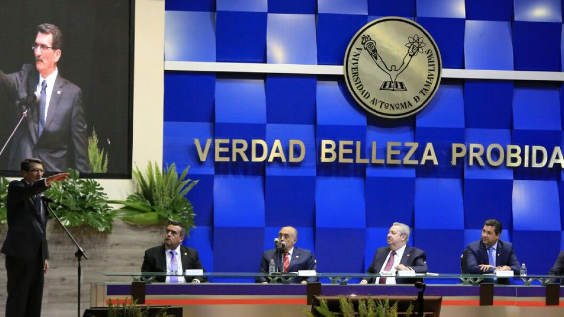 José Andrés Suárez Fernández toma protesta como Rector de la UAT