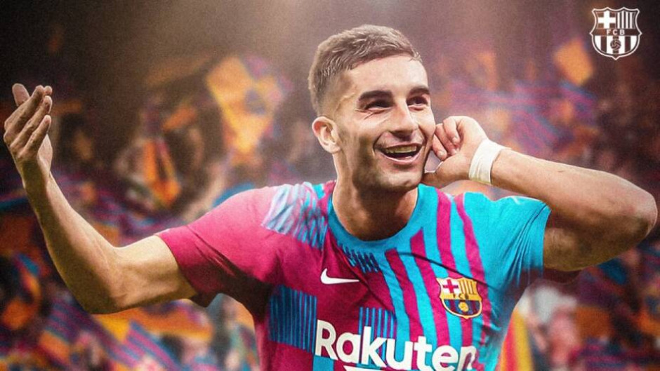 Llega Ferrán Torres al Bercelona; el español más caro en la historia del club