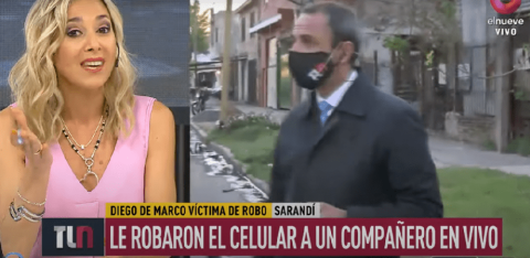Asaltan a reportero durante transmisión 