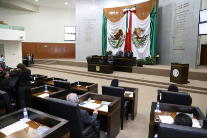 En debate sobre feminicidios prevalecen colores entre legisladores