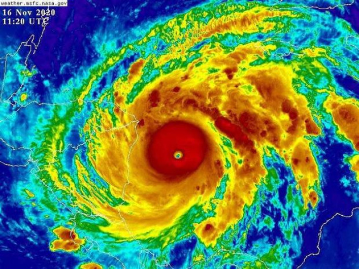 Huracán 'Iota' se convierte en categoría 5