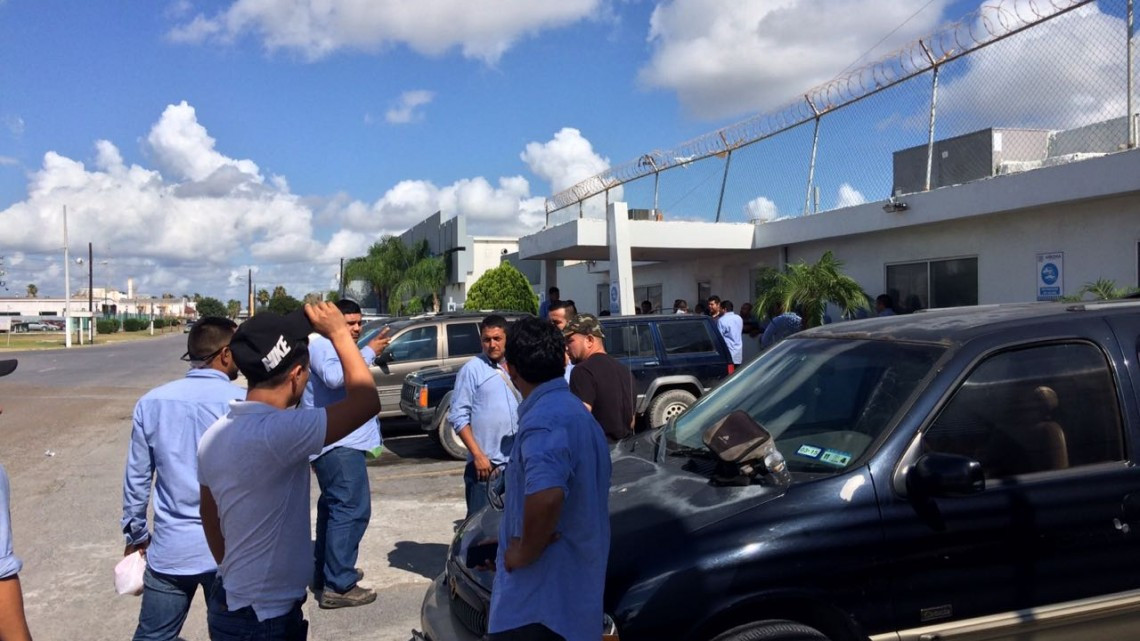 Obreros paran labores en Arkema