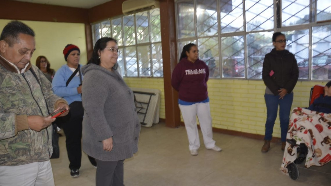 Presidenta del DIF entrega donación a comunidad escolar