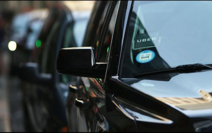 Muere una persona tras riña entre taxistas y chofer de Uber en Chile 