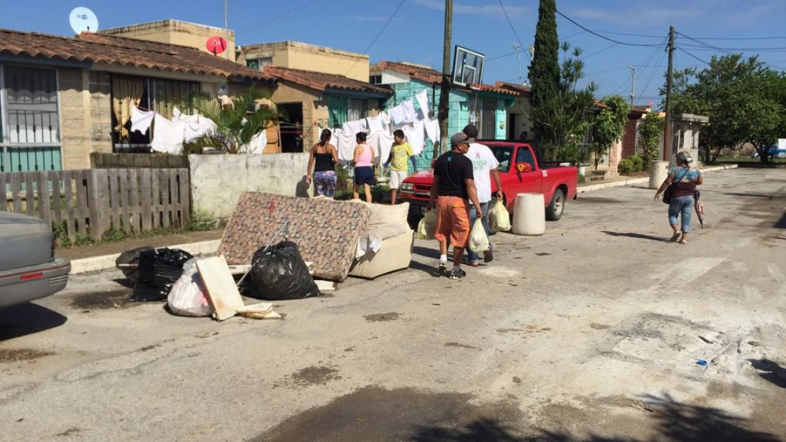 Llegan a Altamira alimentos donados por Nuevo León
