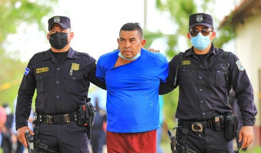 Detienen a “El Brujo”; mató a más de 50 personas