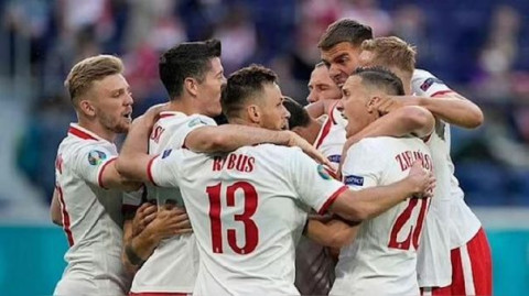 Polonia avanza a la final de la repesca a Qatar 2022