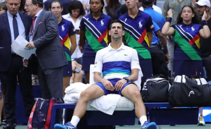Por no estar vacunado contra el COVID-19, renuncia  Djokovic al US Open