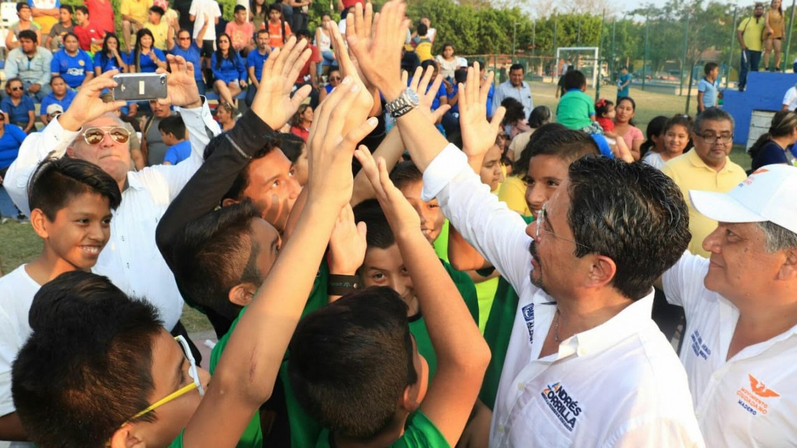 Andrés Zorrilla exhorta a los deportistas a luchar siempre por el triunfo